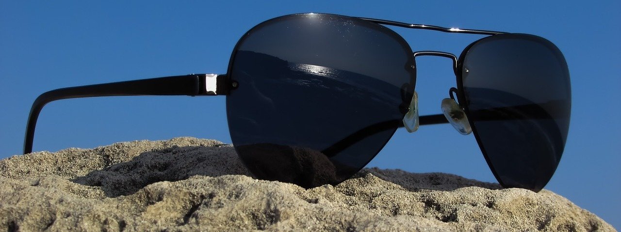 Солнцезащитные очки с металлической оправой в Саратове
